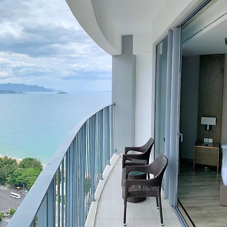 Panorama Autumn Leaves Nha Trang Beach Exterior foto
