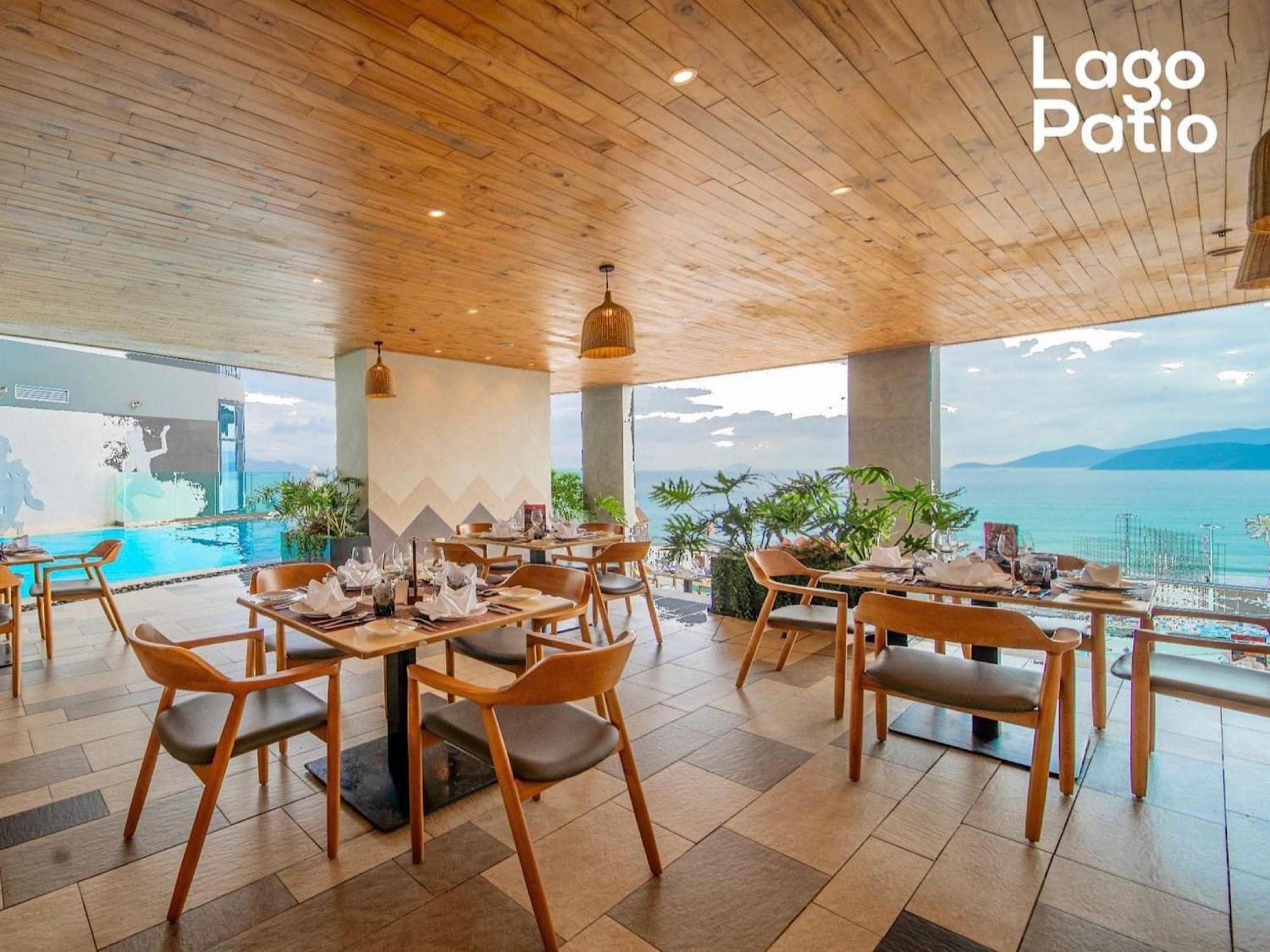 Panorama Autumn Leaves Nha Trang Beach Exterior foto